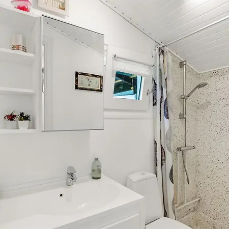 Gravers - 300m From The Sea By Interhome *