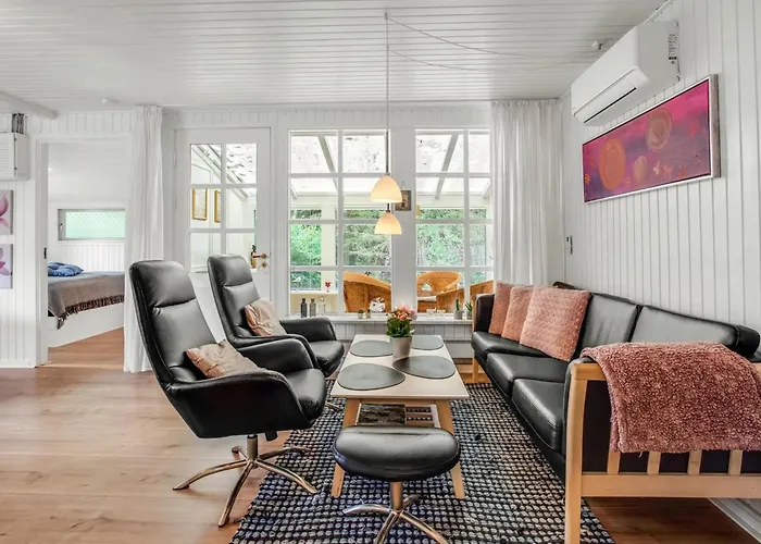 Gravers - 300m From The Sea By Interhome